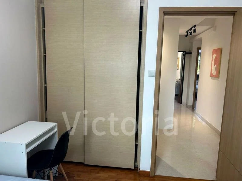 Master Room (Condo) for Rent in The Estiva - Image 2