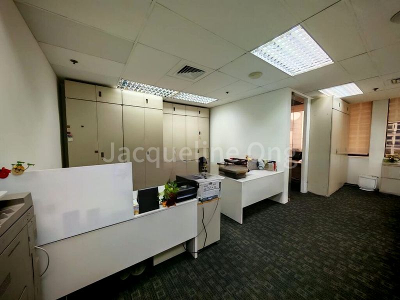 Office for Rent: International Plaza - Image 3