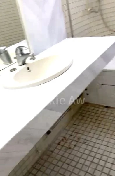 Master Room (Condo) for Rent in Teresa Ville - Image 7