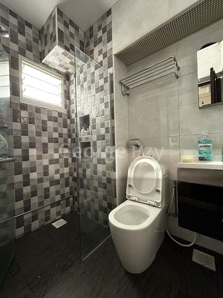 Common Room (HDB) for Rent in  126A Edgedale Plains - Image 3