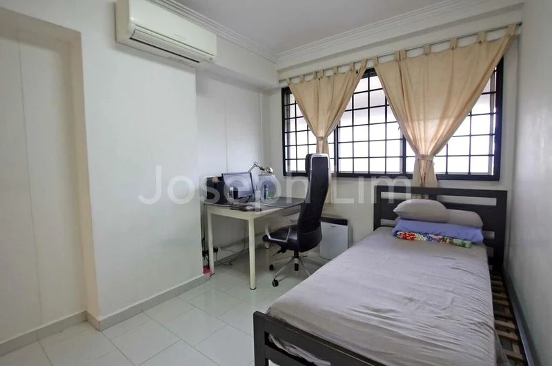 4 Room (4A) HDB for Sale in  235 Bishan Street 22 - Image 3