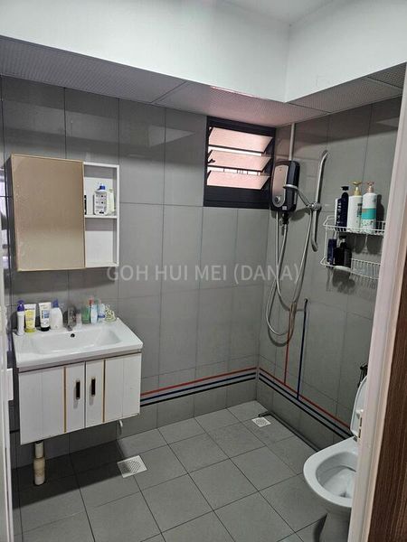 Common Room (HDB) for Rent in  639B Tampines Street 62 - Image 2