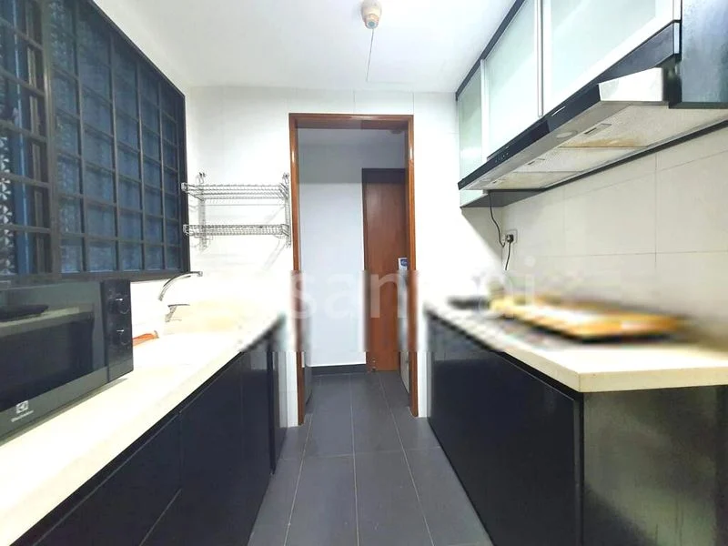 Room (Condo) for Rent in  Grandlink Square - Image 4