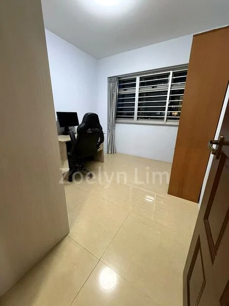Premium HDB for Sale in  49 Strathmore Avenue - Image 1