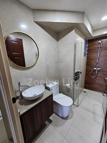 Premium HDB for Sale in  49 Strathmore Avenue - Image 7