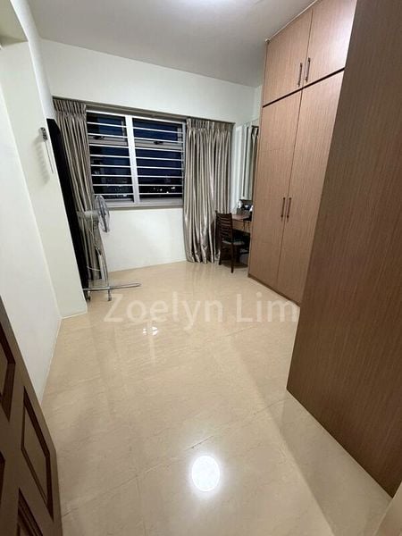 Premium HDB for Sale in  49 Strathmore Avenue - Image 2