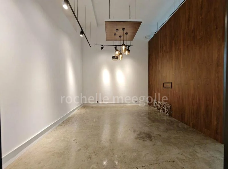 Light Industrial (B1) for Rent: Interlocal Centre - Image 2