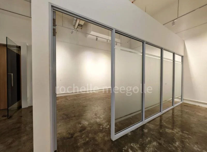 Light Industrial (B1) for Rent: Interlocal Centre - Image 5