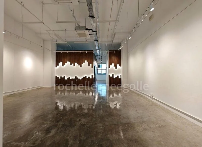 Light Industrial (B1) for Rent: Interlocal Centre - Image 4