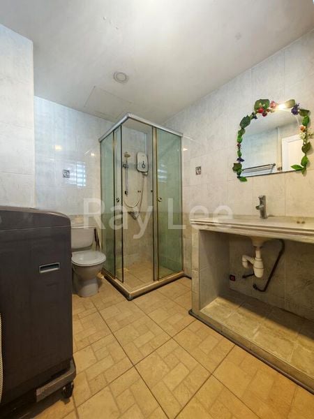 Master Room (Condo) for Rent in  People's Park Centre - Image 5