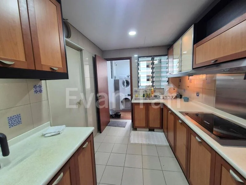 Master Room (Condo) for Rent in Sunhaven - Image 6