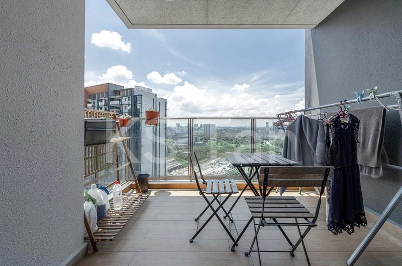 3 Bed Apartment (Condo) for Sale in  Normanton Park - Image 1