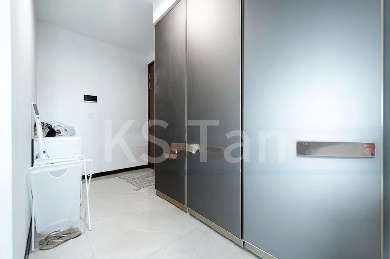 3 Bed Apartment (Condo) for Sale in  Normanton Park - Image 10