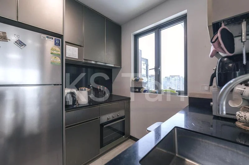 3 Bed Apartment (Condo) for Sale in  Normanton Park - Image 4