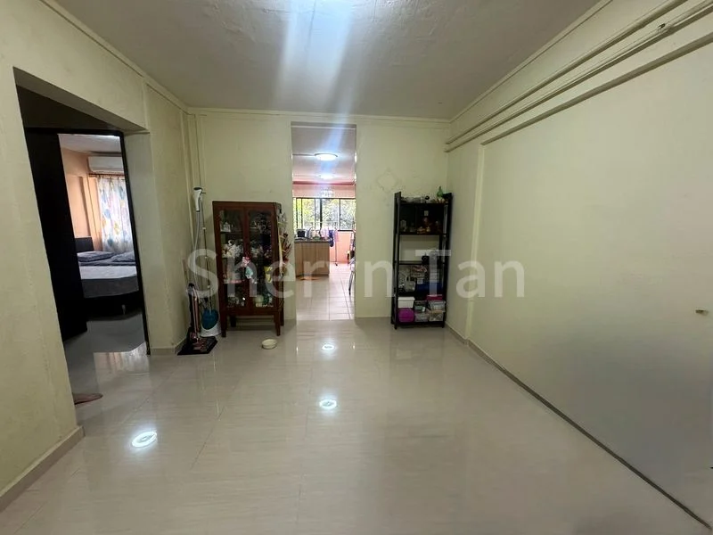 3 Room (3NG) HDB for Sale in  611 Ang Mo Kio Avenue 5 - Image 1