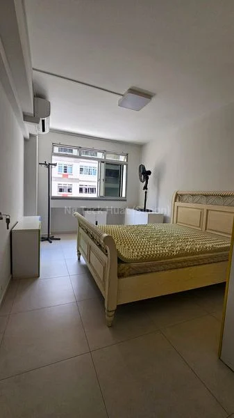 Master Room (HDB) for Rent in 304 Tampines Street 32 - Image 1