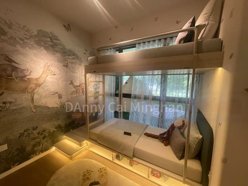 5 Bed Executive Condo for Sale in  Altura - Image 4