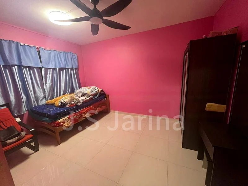 3 Room (3I) HDB for Rent in  340 Bukit Batok Street 34 - Image 2