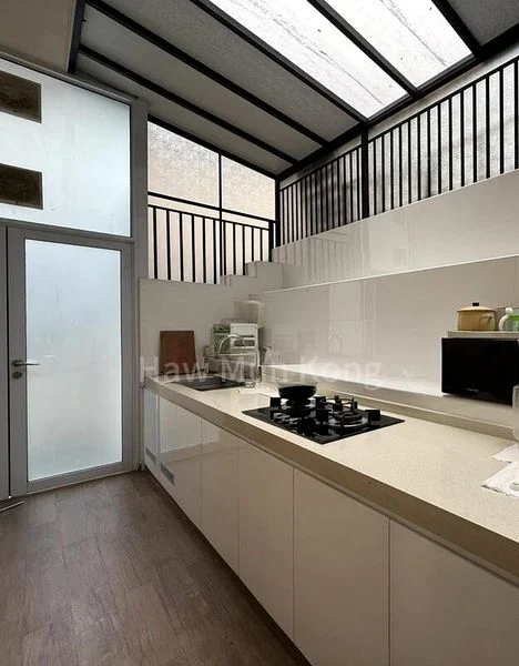 6 Bed Corner Terrace (Landed) for Sale in  Sembawang Hills Estate - Image 1