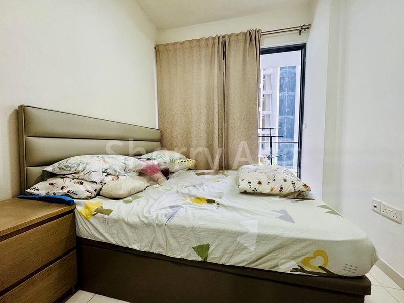 1 Bed Apartment (Condo) for Sale in  Suites 28 - Image 7