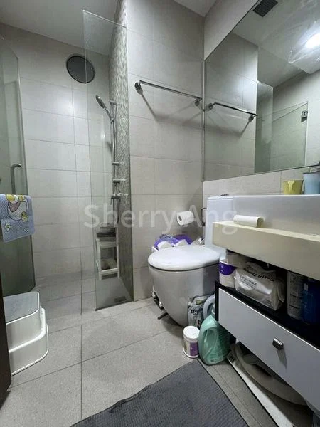 1 Bed Apartment (Condo) for Sale in  Suites 28 - Image 4