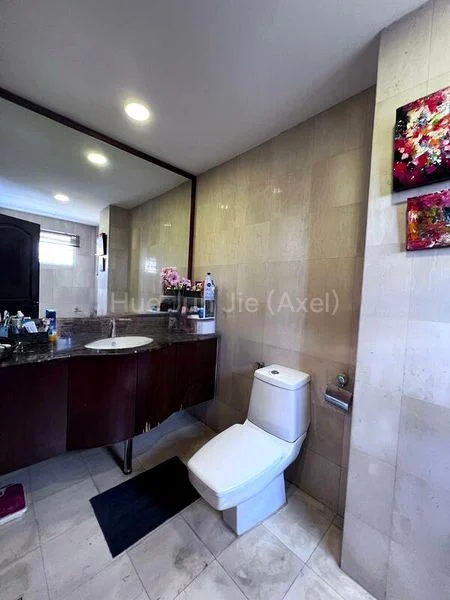 5 Bed Corner Terrace (Landed) for Sale in Kensington Park Road - Image 10