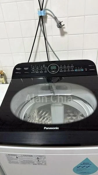 Common Room (HDB) for Rent in  573 Ang Mo Kio Avenue 3 - Image 1