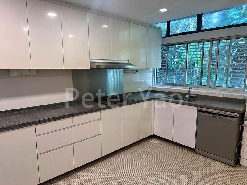 5 Bed Bungalow (Landed) for Rent in Binjai Park - Image 18