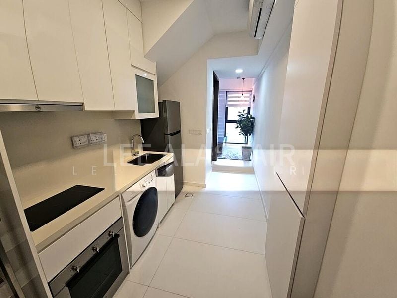 1 Bed Apartment (Condo) for Rent in 77 @ East Coast - Image 3