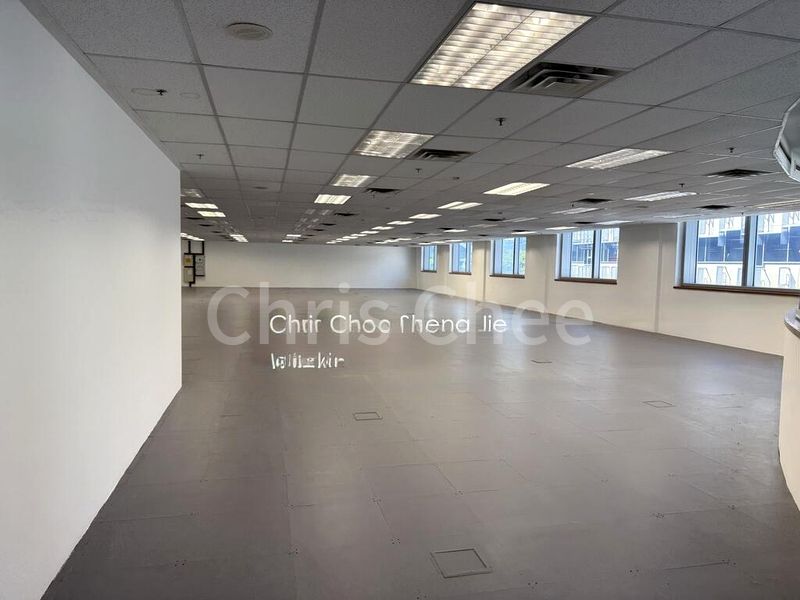Office for Rent: COMMERCIAL SCHOOL / OFFICE @ DHOUBY GHOUT - Image 2