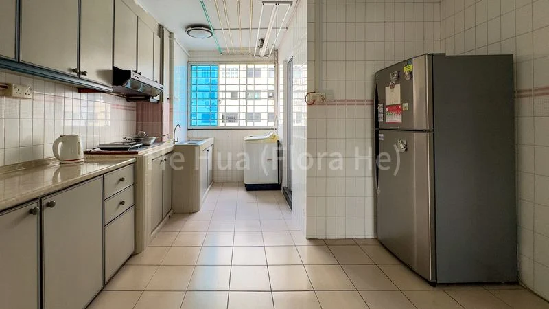 4 Room (4A) HDB for Sale in 870 Tampines Street 83 - Image 2