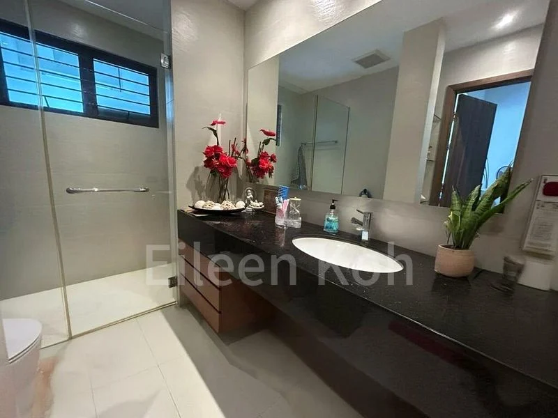 5 Bed Semi-Detached House (Landed) for Rent in  Springleaf Garden Estate - Image 7