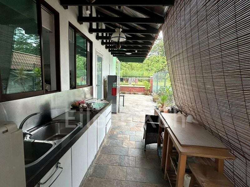 5 Bed Semi-Detached House (Landed) for Rent in  Springleaf Garden Estate - Image 4