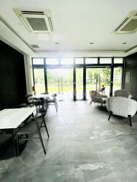 4 Bed Executive Condo for Rent in  The Visionaire - Image 7