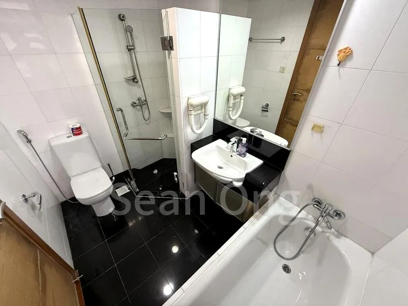 Common Room (Condo) for Rent in  Le Crescendo - Image 2