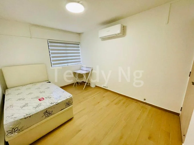 Common Room (HDB) for Rent in  182 Bukit Batok West Avenue 8 - Image 3