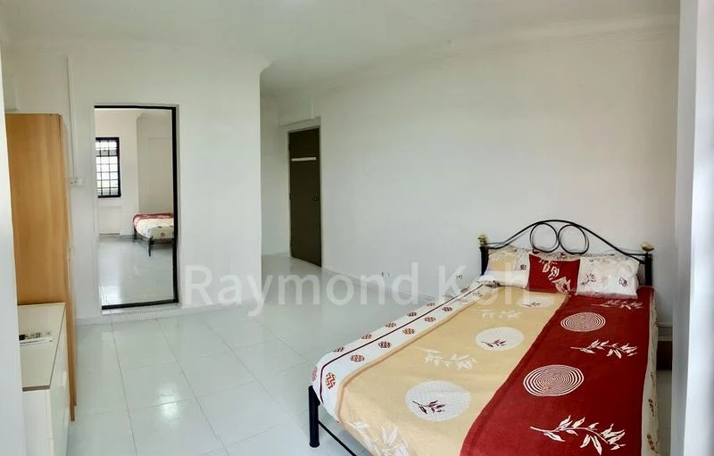 Executive HDB for Sale in  505 Pasir Ris Street 52 - Image 3