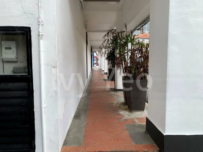 Shop / Shophouse for Rent: Shophouse on North Bridge Road - Jalan Sultan - Massage Establishment & SPA - Image 1