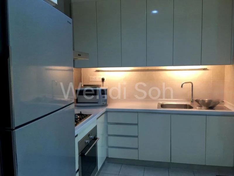 2 Bed Condo for Rent in  The Cornwall - Image 8