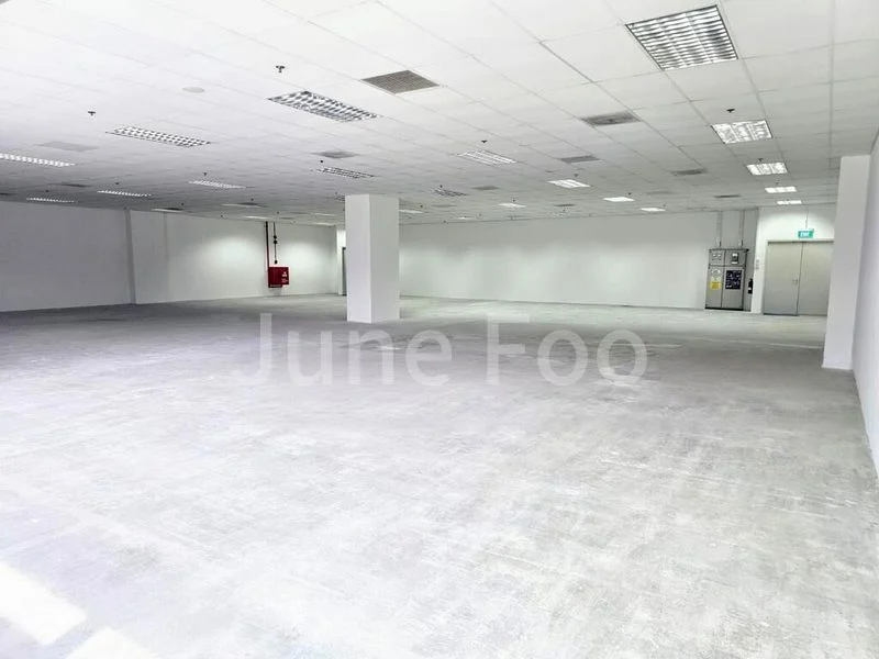 Light Industrial (B1) for Rent: Corporation Place - Image 3