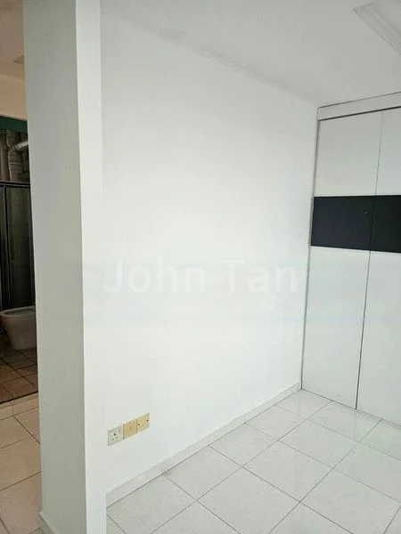 Executive HDB for Sale in  478 Segar Road - Image 4