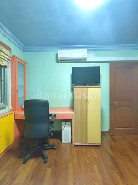 Common Room (HDB) for Rent in  109B Edgedale Plains - Image 7