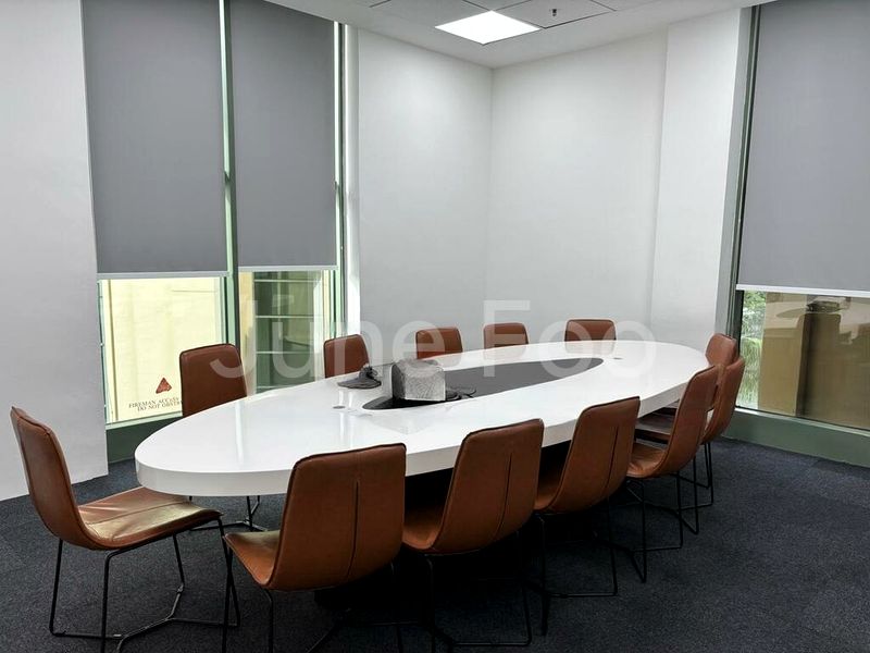 Office for Rent: King's Centre - Image 1