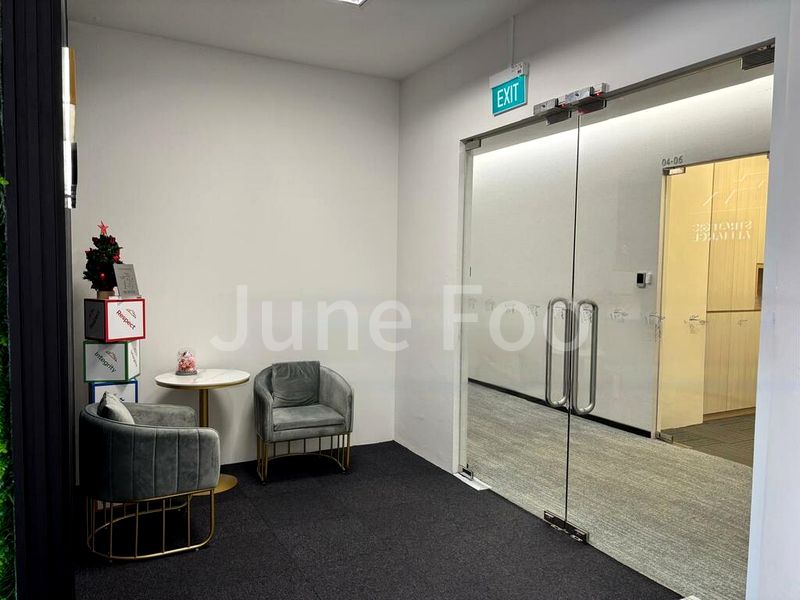 Office for Rent: King's Centre - Image 3