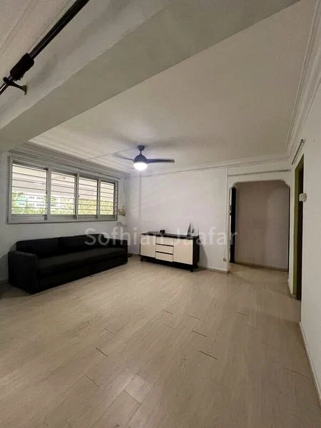 4 Room (4NG) HDB for Rent in  826 Jurong West Street 81 - Image 1