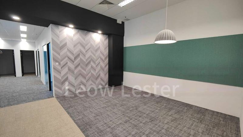 Light Industrial (B1) for Rent: 8m high ramp-up warehouse, industrial use, 20kn floor load, 40-foot access. - Image 3