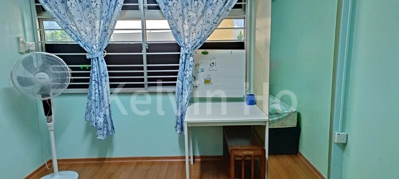 Common Room (4A) HDB for Rent in 363 Woodlands Avenue 5 - Image 1