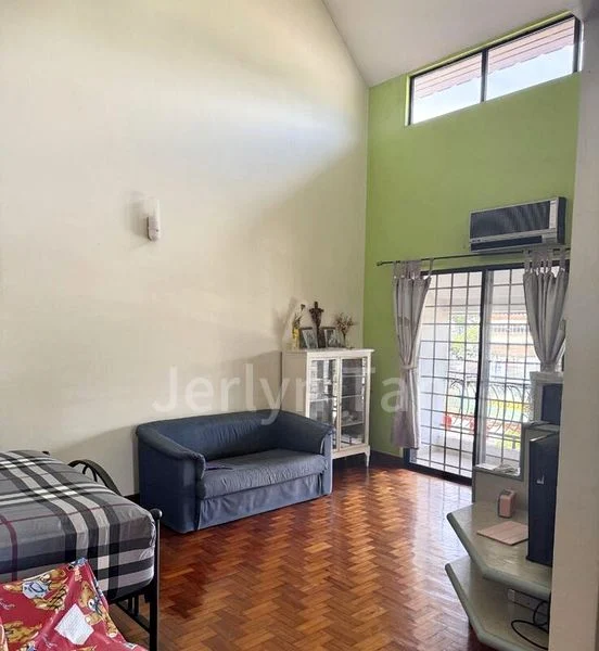 5 Bed Semi-Detached House (Landed) for Sale in Eastwood Ville - Image 3