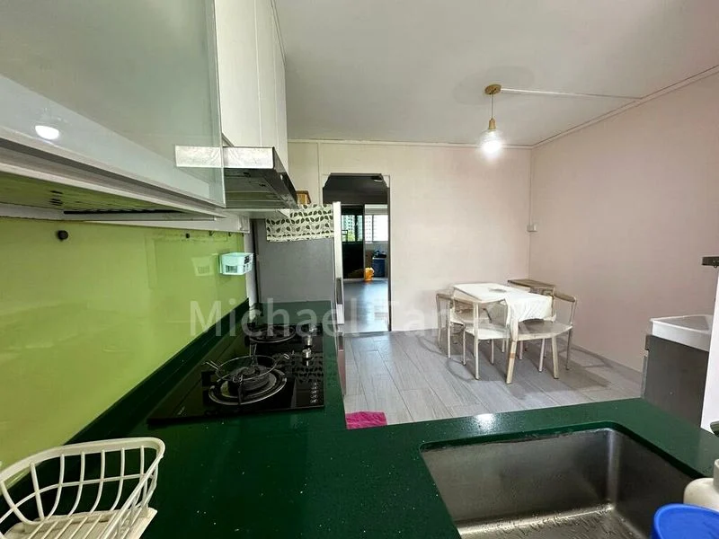 5 Room (5I) HDB for Rent in  826 Jurong West Street 81 - Image 3