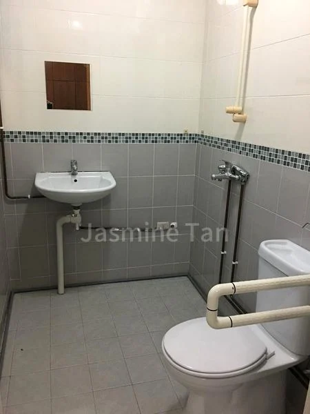 4 Room (4S) HDB for Rent in  181 Bishan Street 13 - Image 6